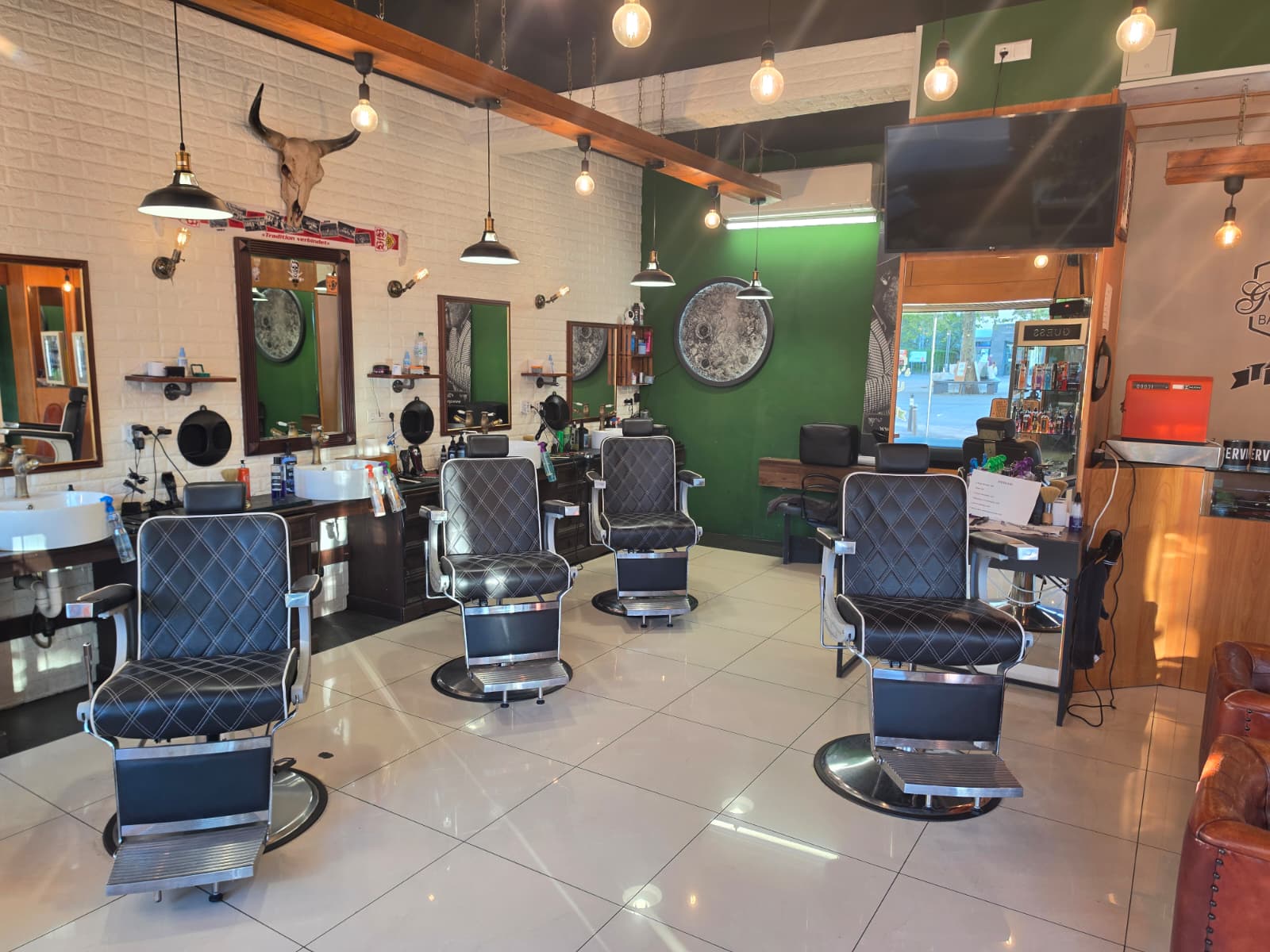 Barberstuhl im Gentleman's Barbier Salon